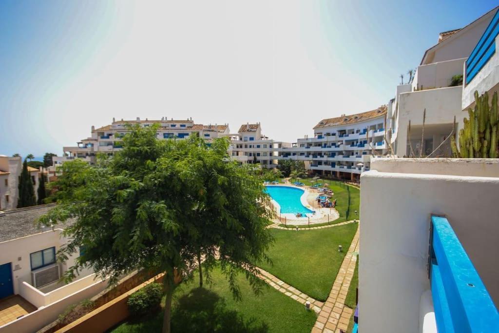 2 Bedrooms Sea And Pool View Apt In Duquesa Golf & Gardens Manilva Castillo de Sabinillas Eksteriør bilde